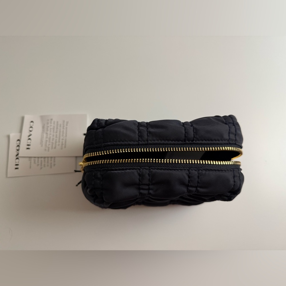 NWT Coach Small Boxy Cosmetic Case - Picture 5 of 7